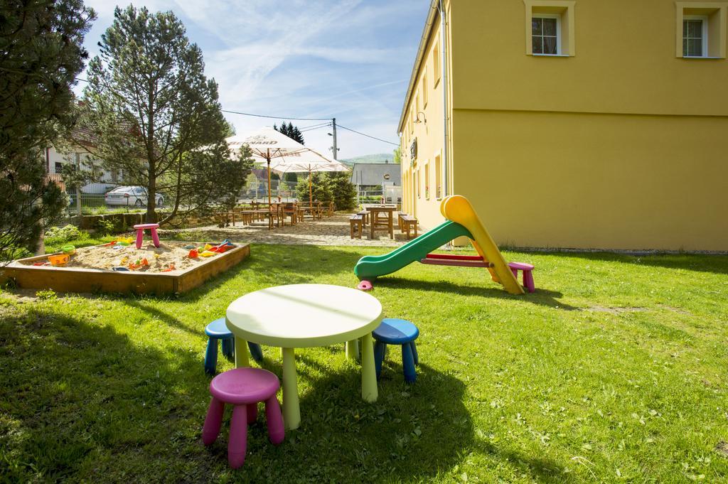 Penzion U Vyhlídky Chřibská Exterior foto