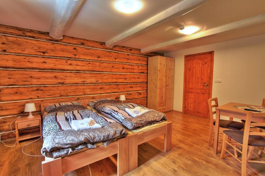 Penzion U Vyhlídky Chřibská Habitación foto